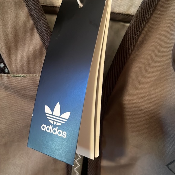 Men’s L Adidas fishing jacket with “F*cking Awesome” line rain poncho included - Picture 12 of 13